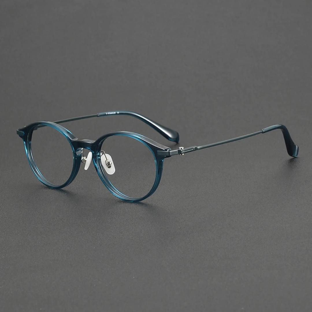 Protective eyewear